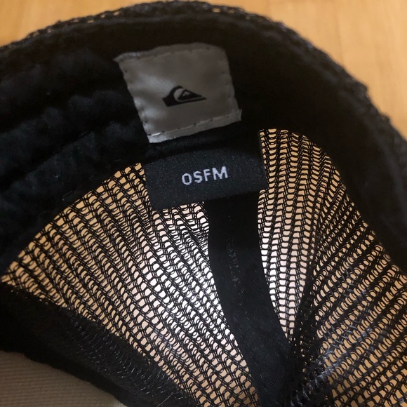 Quicksilver Cap - Picture 2 of 3